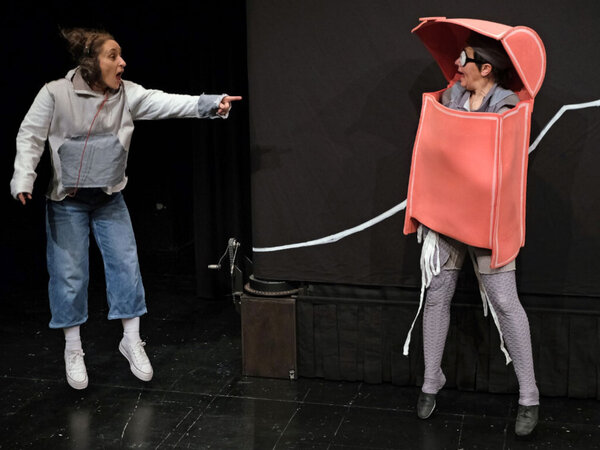 Szenenfoto: Kindertheater des Monats: �Schleichweg� - Schauspiel f�r Kinder ab 5 Jahren