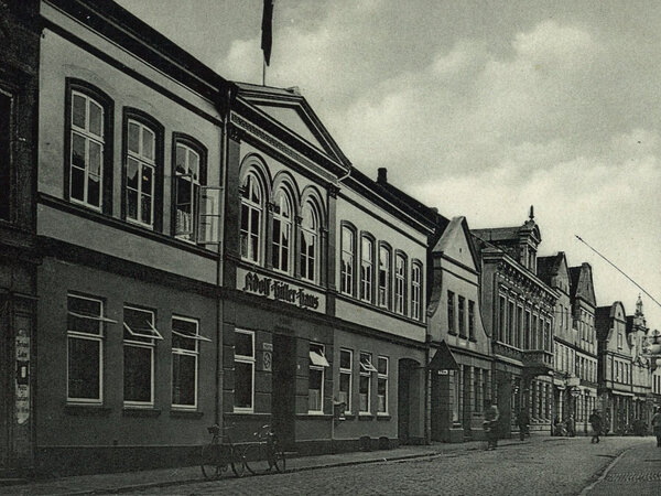 B&uuml;rgerhaus, M&uuml;hlenstra&szlig;e (fr&uuml;her Adolf-Hitler-Haus)